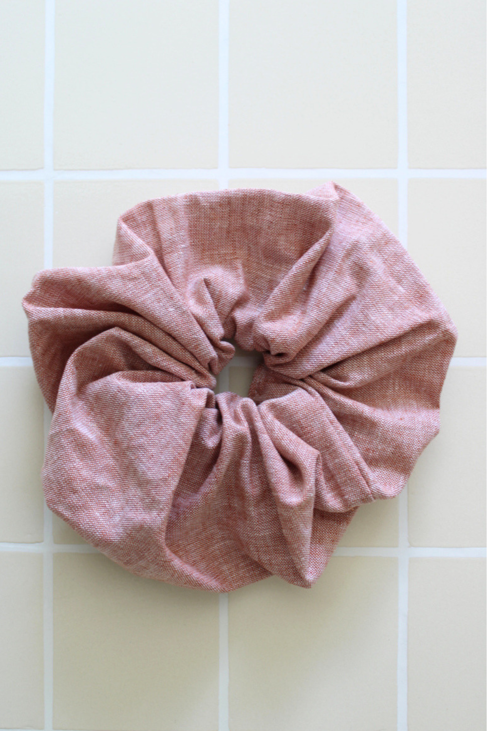 Scrunchie Rosé Ruffle